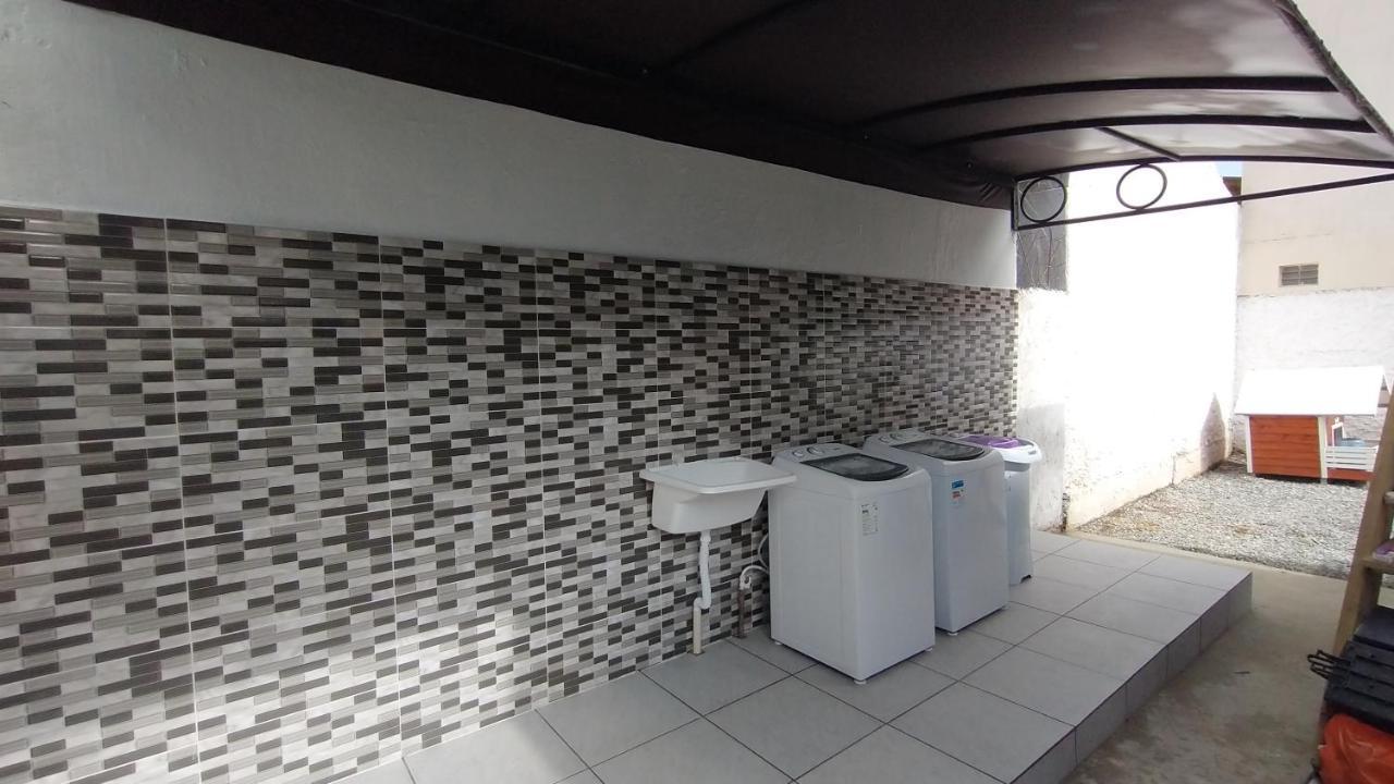 Marco Zero Containers 3 Apartman Balneário Camboriú Kültér fotó